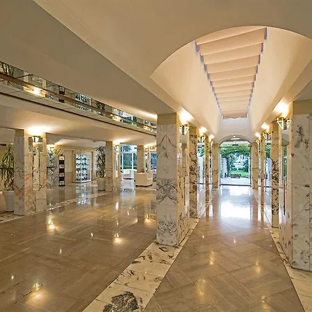 Iberostar Waves Ciudad Blanca Отель Алькудия