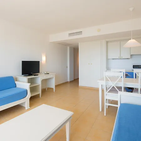 Hotel Iberostar Waves Ciudad Blanca 4*