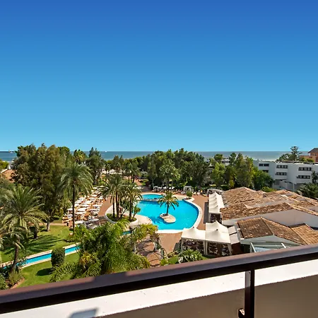 Hotel Iberostar Waves Ciudad Blanca 4*