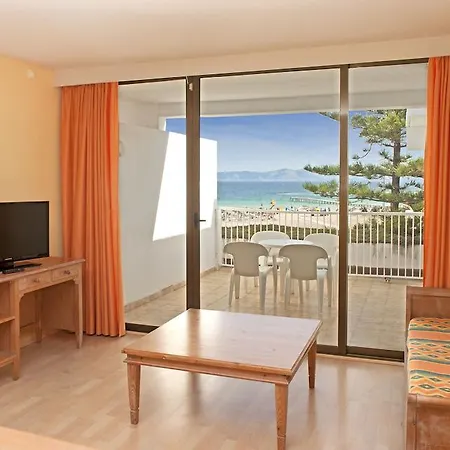 Iberostar Waves Ciudad Blanca