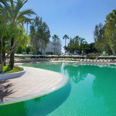 Hotel Iberostar Waves Ciudad Blanca 4*